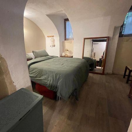 Rent Big Room With Breakfast Free In Old City Nancy Exterior photo