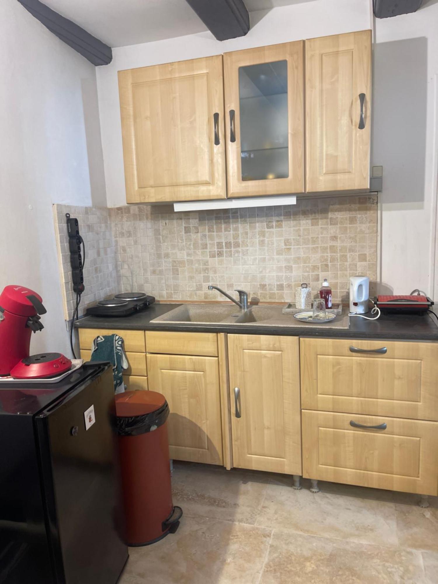 Rent Big Room With Breakfast Free In Old City Nancy Exterior photo
